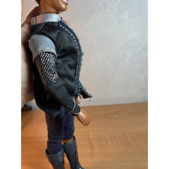 Barbie Prince Aiden And Bobbing Shiver Magic of Pegasus African American Doll - Picture 11 of 12